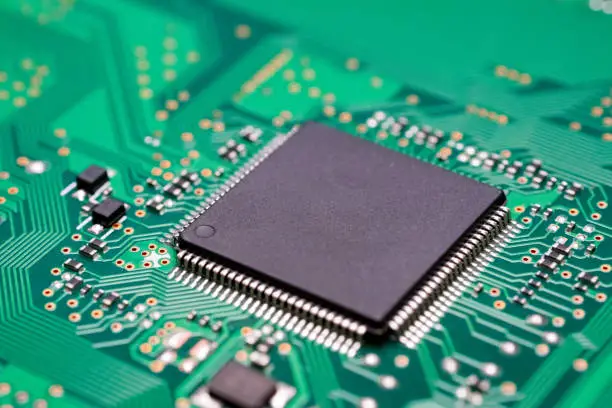 CPU 